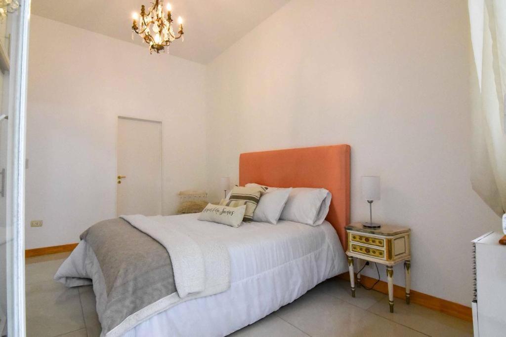 Dpto. En Recoleta: Calido, Proximo Y Confortable Buenos Aires Exterior photo